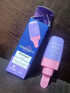 Aqualogica Illuminate Moisturizer