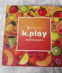 MyGlamm K.Play Flavoured Highlighter-Ripe Melon (Beige)-Bright Gold Shade, 9 g| Highlighter For Face |Illuminating Powder