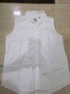 Classic White Sleeveless Button-Up Shirt