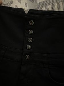 Stylish High-Waisted Denim Shorts