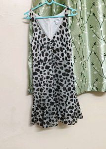 Leopard Print Sleeveless Dress