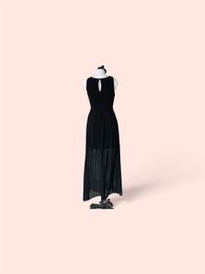 Elegant Black Pleated Maxi Dress