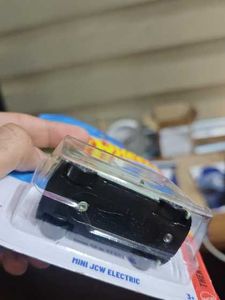 Hot Wheels Mini JCW Electric