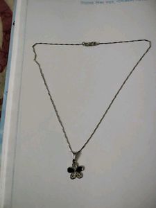 215.Flower Pendant Necklace