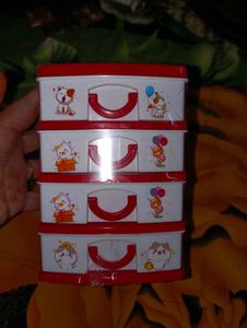 hello kitty organizer grab now
