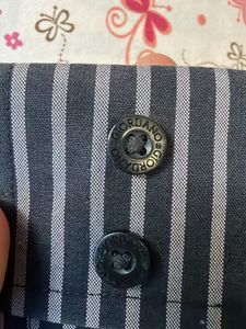 Giordano Men's Striped Formal Shirt M size