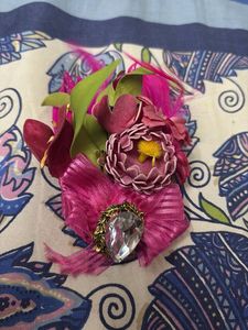 Exquisite Floral Hair Clip with Gem