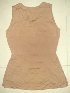 🤎 Handcrafted 70s-Inspired Wonen's Top - Nude
