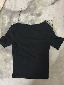 Chic Black Short Sleeve Scoop Neck Top