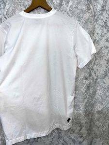 Descente White Graphic Tee Premium Fabric