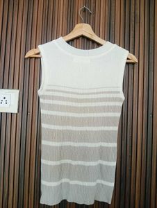 Striped Sleeveless Knit Top