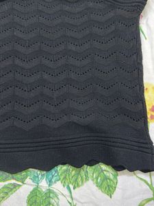 Chic Black Scalloped Knit Tank Top