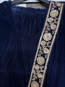 Elegant Navy Velvet Kurta Set
