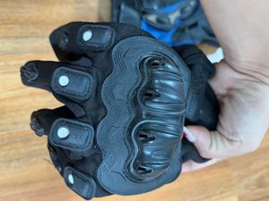 Riding Gloves From Royal Enfield 🏍️