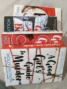 A Good Girl's Guide to Murder Series (4Books )