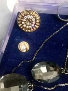 Assorted Royal Jewelry Collection 🖤