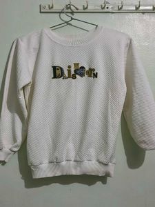 White Textured Graphic Sweatshirt