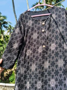 combo offer ( 2 items)kurtas