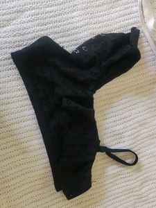 Black Ruffle Detail Bra