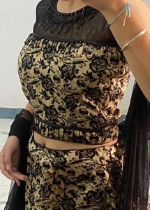 Elegant Floral Print Lehenga Set