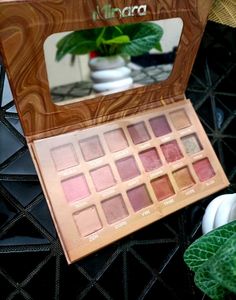 Minara Nude  Eyeshadow Palette