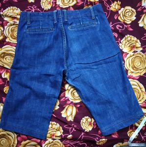 Denim Short Capri With Both Side Pockets