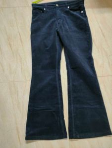 H&amp;M Flared corduroy NAVY BLUE trousers