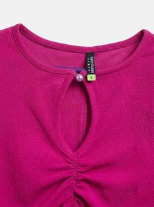 Pink keyhole Neckline Crop Top💕