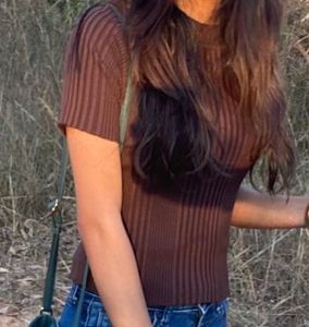 Ribbed Knit Short Sleeve Top