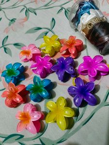 Pretty floral hair claws for girls🤩
