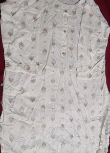 Printed Top with Tag