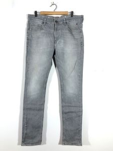 Grey Ligthly Faded Jeans(Men’s)