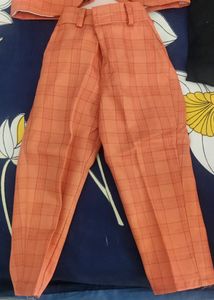 It's 3 Piece Coatpant