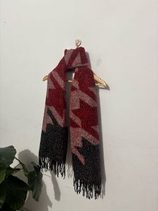 Houndstooth Pattern Scarf