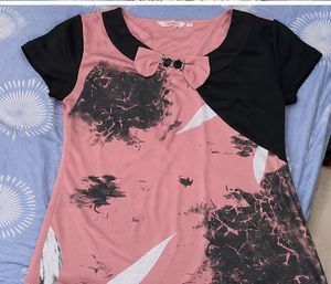 Stylish Pink & Black Graphic Tee