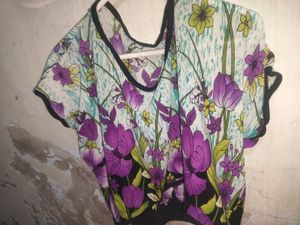 Floral Print Loose Fit Top