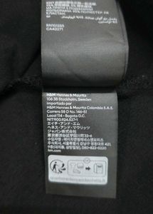 H&amp;M Black Short Sleeve V-Neck Blouse