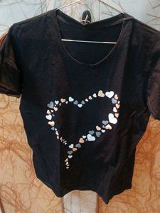 Cute Black T-Shirt with Heart Print