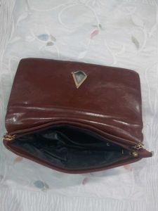 Chic Chain Strap Clutch Bag