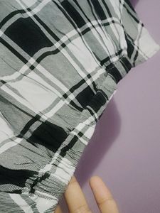 Black And White Check Balloon Pattern Tshirt