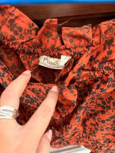 crop top with puffed sleeves