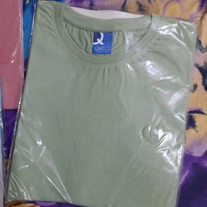 3 T-shirts Bundle + Free Dollar Vest