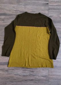 Women's Stylish Ribbed Knit Sweater