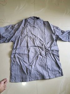 Men's Grey Button-Up Shirt