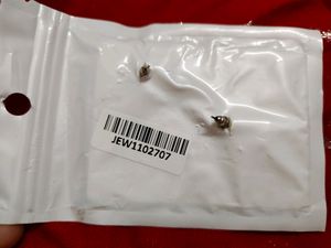 New Earing With Tag Not Used