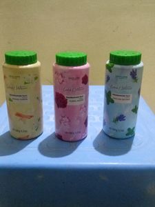 Oriflame Telcome Powder