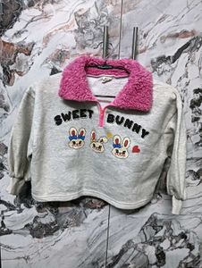 Sweet Bunny ☃️☃️36 Cropped Sweatshirt