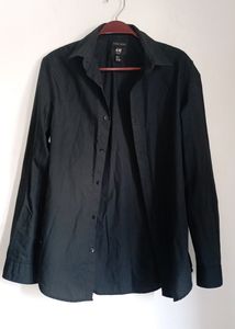 H&amp;MBlack Shirt. Bust: 36 Inches. Length: 28 Inche