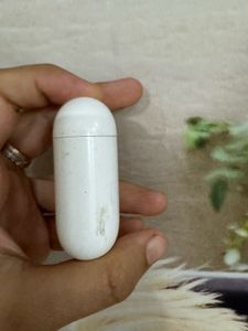 Apple Airpods + case ( read description)
