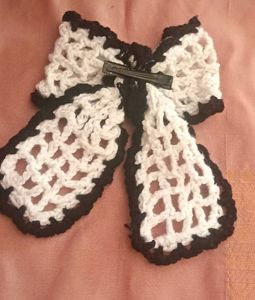 Crocheted aesthetic Bow Hair Clip